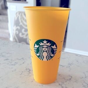 Starbucks Venti 24”” oz Reusable Cup